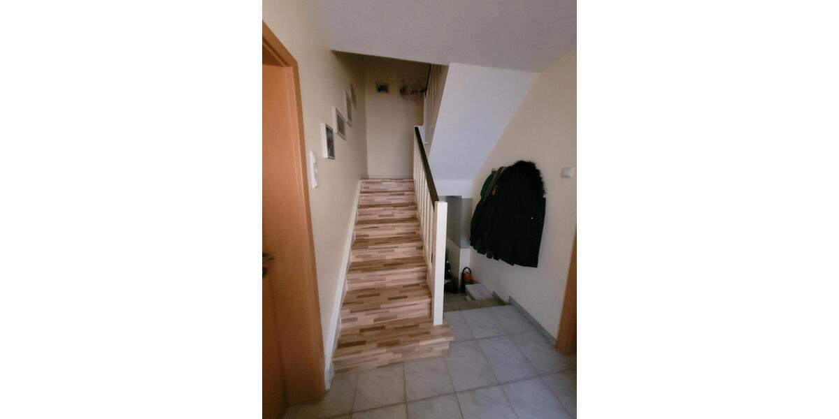 Doppelhaushälfte Duisburg Rheinhausen - 8 Zimmer, 167 m&sup2;, 380.000&euro; | Angebot:27038011