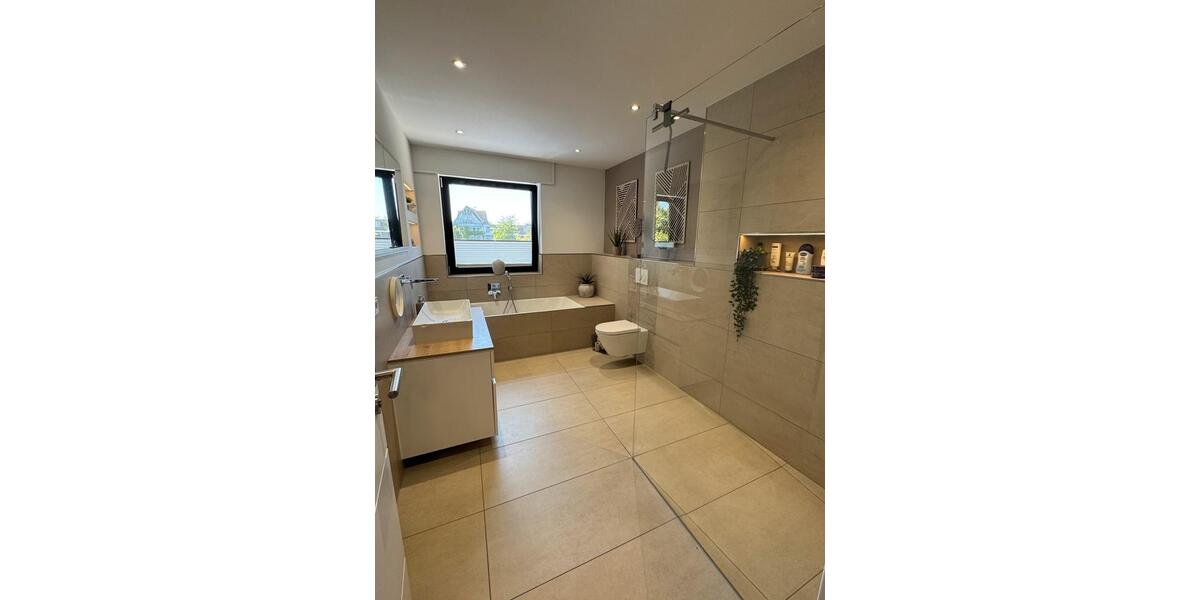 Reihenhaus Kaarst - 6 Zimmer, 151 m&sup2;, 595.000&euro; | Angebot:27137121