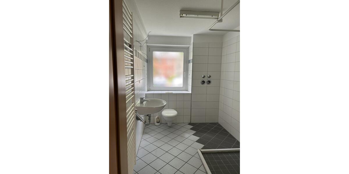 Erdgeschoßwohnung Duisburg Walsum - 2.5 Zimmer, 65 m&sup2;, 524&euro; | Angebot:24565628