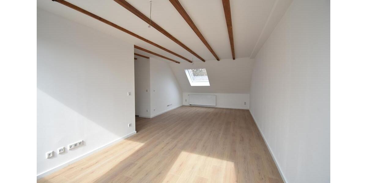 Dachgeschoßwohnung Duisburg Walsum - 2 Zimmer, 54 m&sup2;, 550&euro; | Angebot:26334939