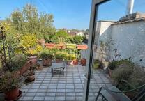 Einladende 2,5 Zimmer Wohnung mit Großer Dachterrasse