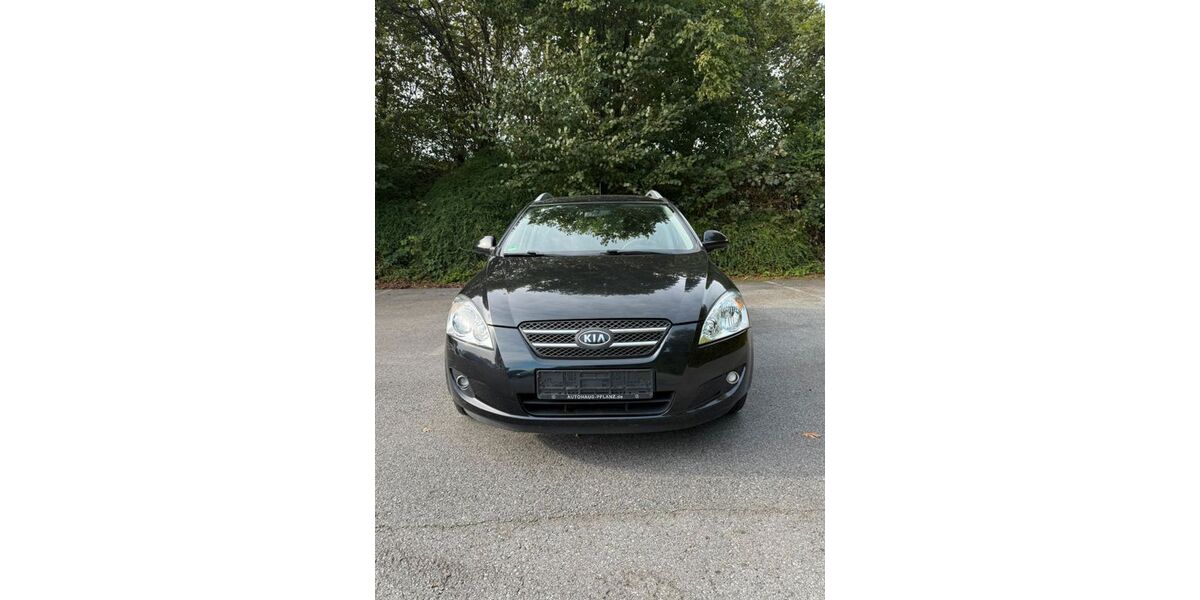 Kia ceed Sportswagon 122.000 km 2.950 &euro; Velbert 42551