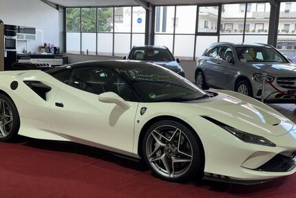 Ferrari F8 32.000 km 269.900 € Oberhausen 46047