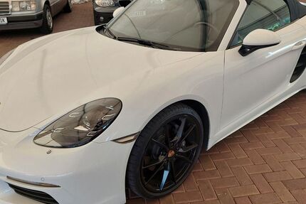 Porsche Boxster 80.500 km 47.650 € Wülfrath 42489