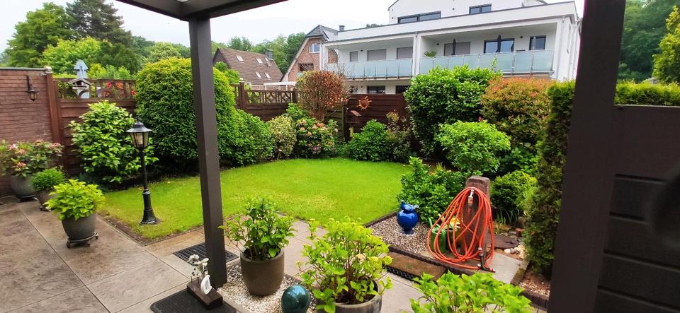 Barrierearme Erdgeschosswohnung mit Garten am Jungbornpark – Priv 2 zimmer