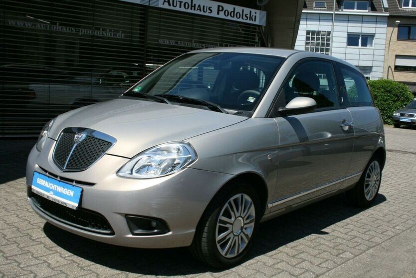 Ypsilon