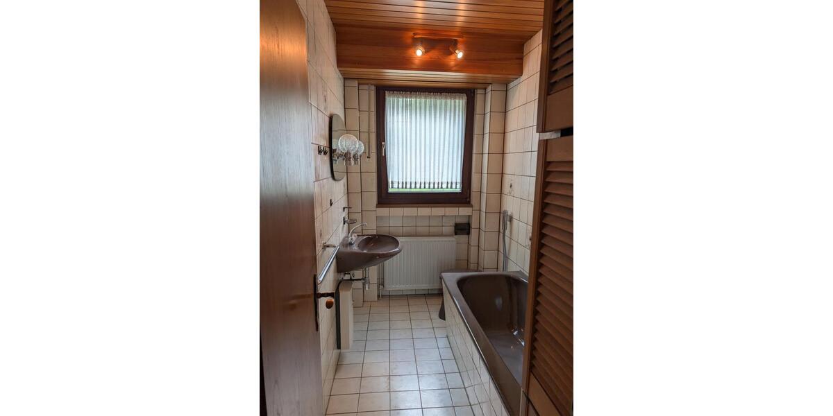 Doppelhaushälfte Essen Stadtbezirk VII - 7 Zimmer, 160 m&sup2;, 420.000&euro; | Angebot:26927326