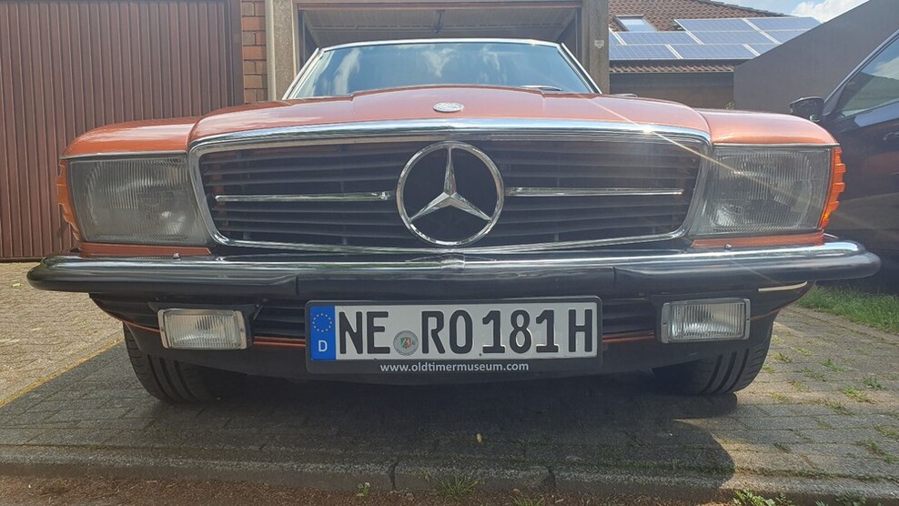 Mercedes-Benz 350 SL 196.100 km 24.900 € Korschenbroich 41352