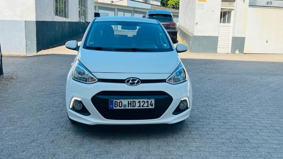 i10