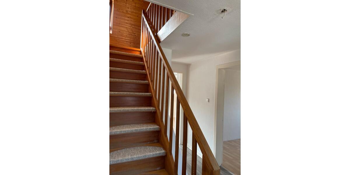 Dachgeschoßwohnung Alpen - 3.5 Zimmer, 100 m&sup2;, 800&euro; | Angebot:25478992