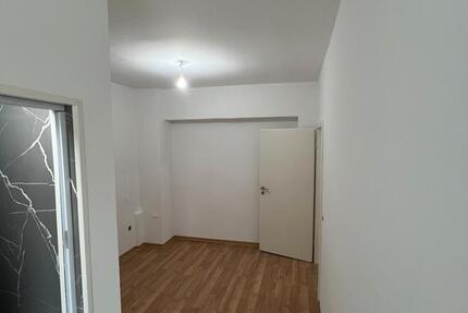 Komplett Renovierte 2,5- Zimmer Wohnung in Ückendorfer 2 zimmer
