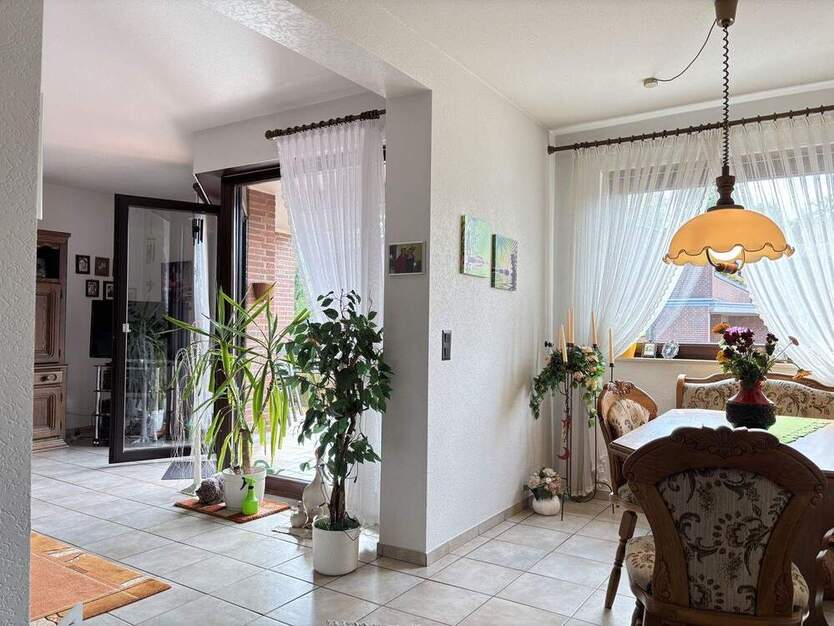 Eigentumswohnung Nähe Schmölderpark mit Balkon und TG-Stellplatz 2 zimmer