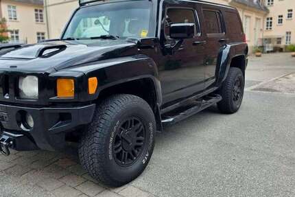 Hummer H3