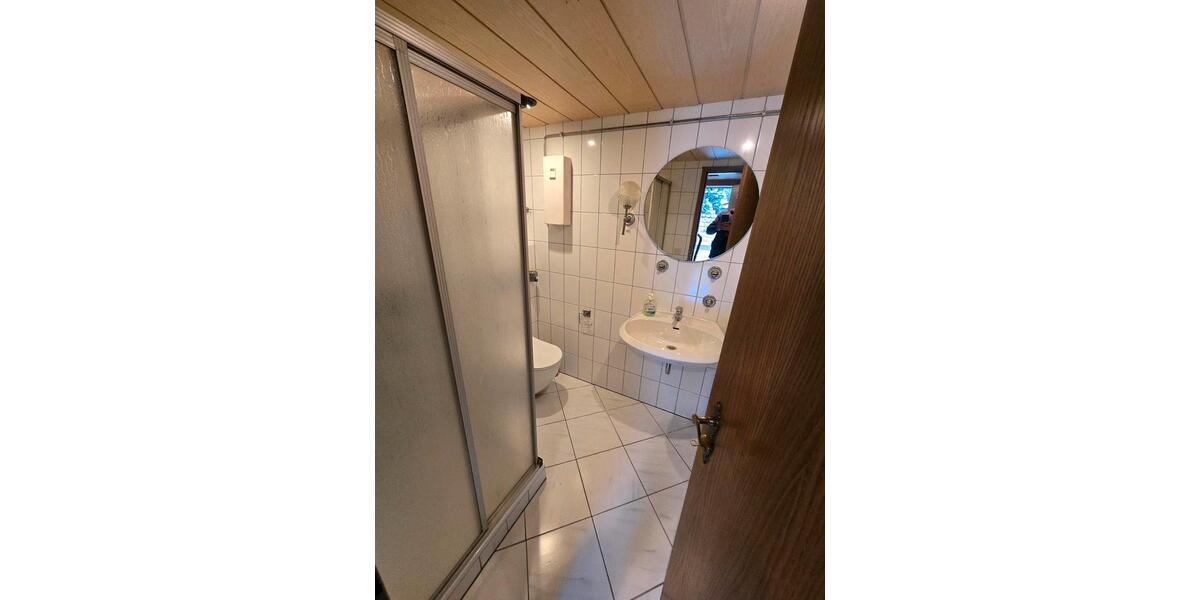 Erdgeschoßwohnung Duisburg Hamborn - 5 Zimmer, 166 m&sup2;, 175.000&euro; | Angebot:27108703