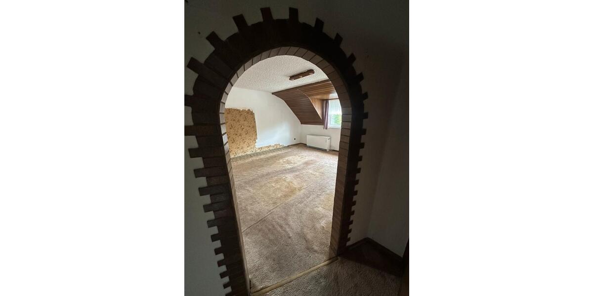 Dachgeschoßwohnung Essen Stadtbezirk VI - 3 Zimmer, 74 m&sup2;, 850&euro; | Angebot:26110167