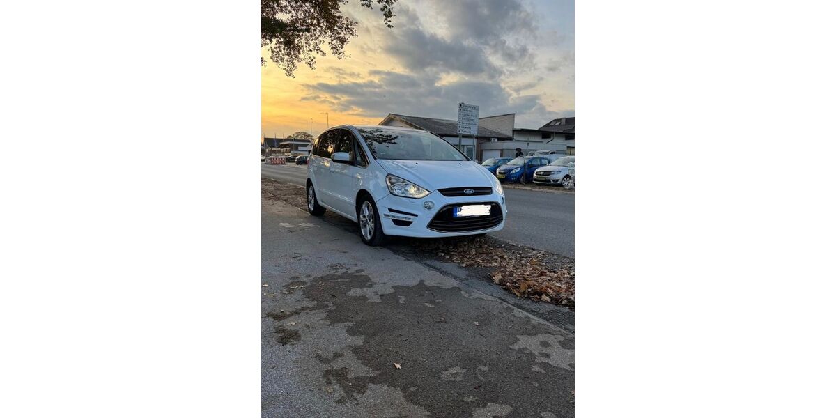 Ford S-Max 152.000 km 8.400 &euro; Dinslaken 46535