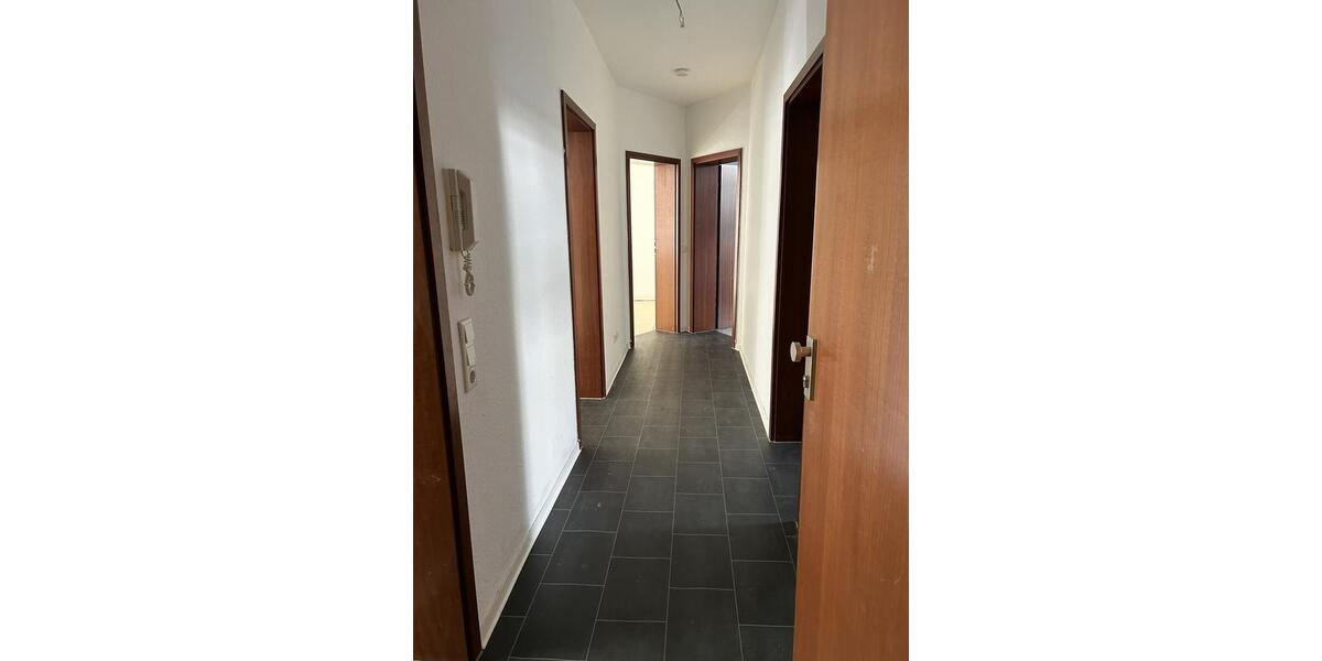 Erdgeschoßwohnung Gelsenkirchen Gelsenkirchen-Mitte - 3.5 Zimmer, 82 m&sup2;, 550&euro; | Angebot:25175702