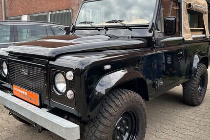 Land Rover Defender 16.500 km 99.000 € Düsseldorf 40549