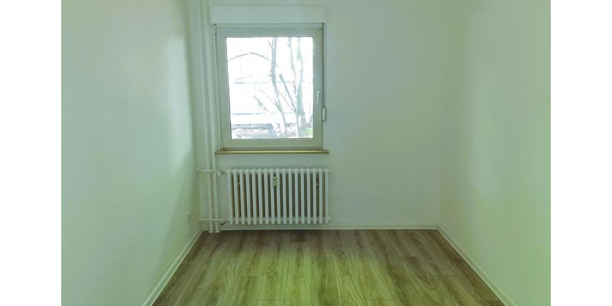 Erdgeschoßwohnung Duisburg Hamborn - 3 Zimmer, 54 m&sup2;, 385&euro; | Angebot:24478273