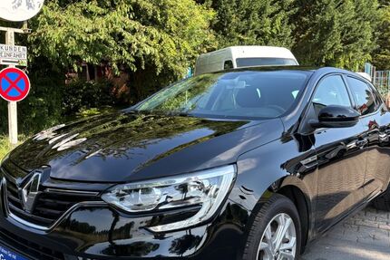 Renault Megane 107.975 km 10.890 &euro; Moers 47447