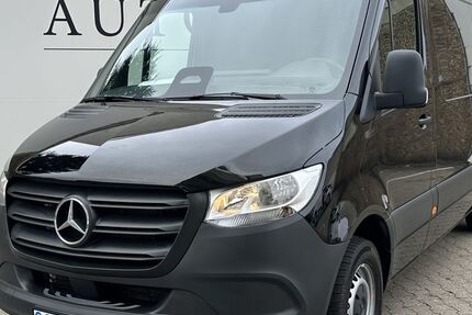 Mercedes-Benz Sprinter 15.878 km 37.900 € Krefeld 47805