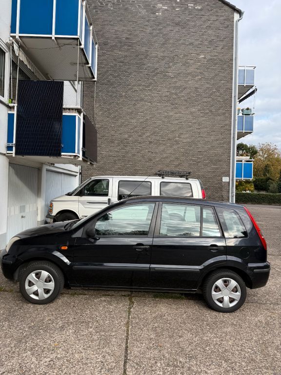 Ford Fusion 181.646 km 1.500 € Krefeld 47807