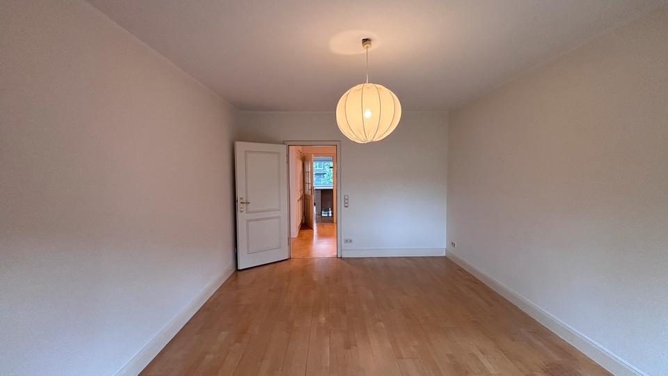 Einfamilienhaus Düsseldorf Stadtbezirk 2 - 4 Zimmer, 168 m&sup2;, 1.130.000&euro; | Angebot:27119582