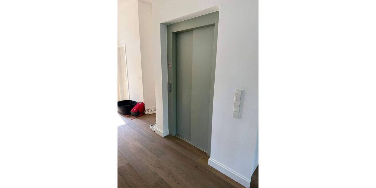 Doppelhaushälfte Meerbusch Büderich - 6 Zimmer, 242 m&sup2;, 8.500&euro; | Angebot:26881313
