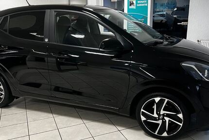 Hyundai i10 43.376 km 11.999 &euro; Dinslaken 46537