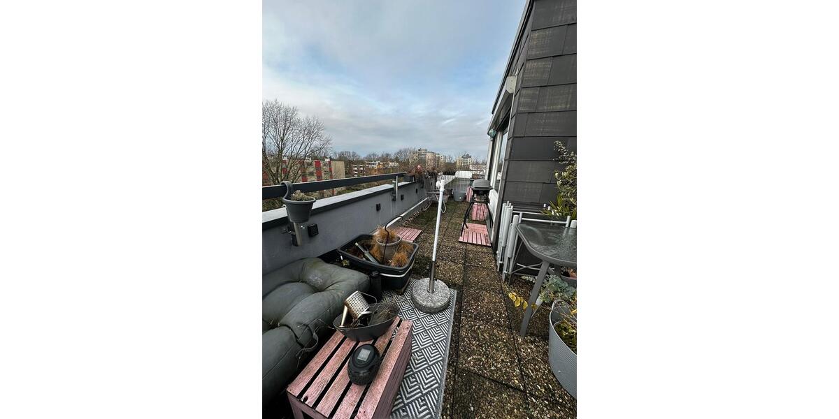 Dachgeschoßwohnung Krefeld Fischeln - 2 Zimmer, 64 m&sup2;, 810&euro; | Angebot:26355279