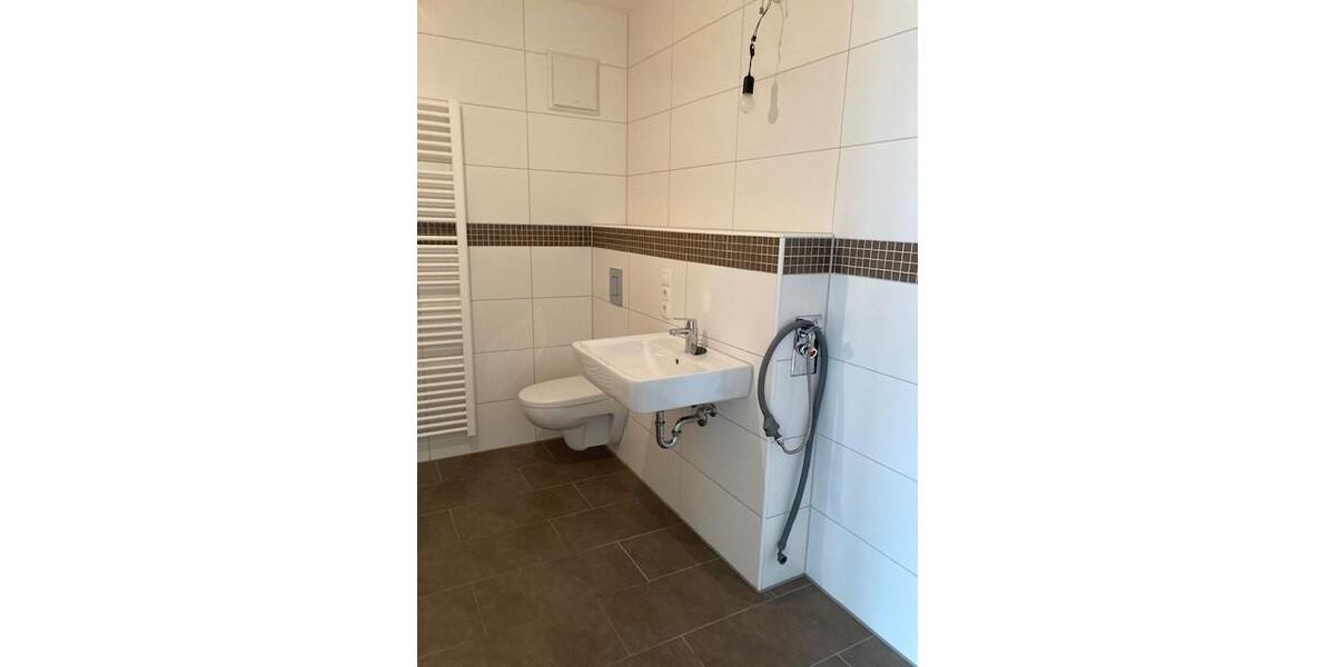Etagenwohnung Meerbusch - 2 Zimmer, 69 m&sup2;, 915&euro; | Angebot:26548238