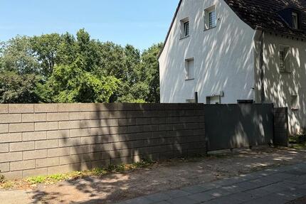 Haus Duisburg Beeck - 6 Zimmer, 145 m&sup2;, 480.000&euro; | Angebot:26941069