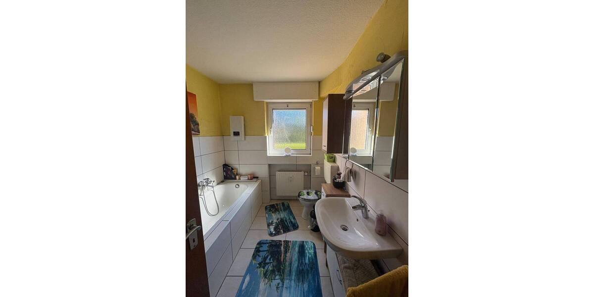 Etagenwohnung Krefeld Oppum - 2 Zimmer, 89 m&sup2;, 950&euro; | Angebot:26244926