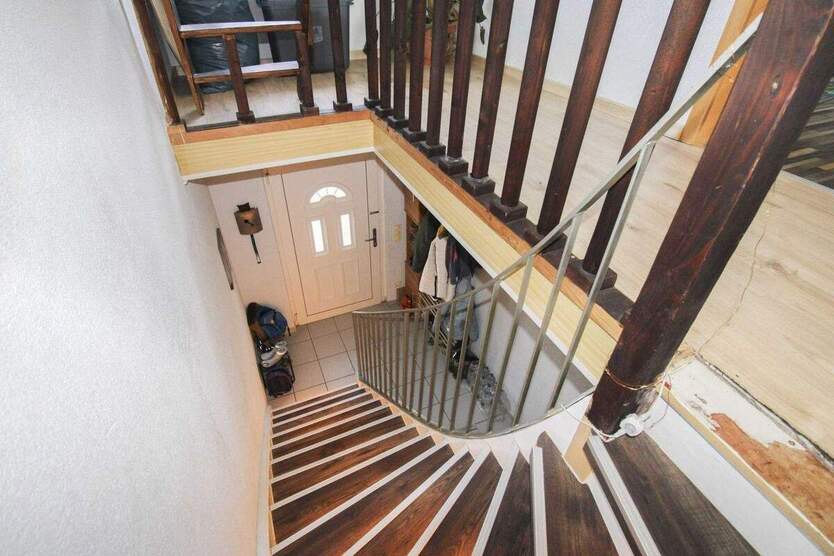 Richtig zuhause: Gepflegtes Reihenmittelhaus mit Garten in Citylage 3 zimmer