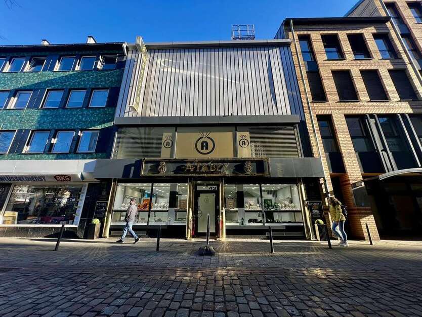 Haus zum Kaufen in Wuppertal 999.000 € 530 m²