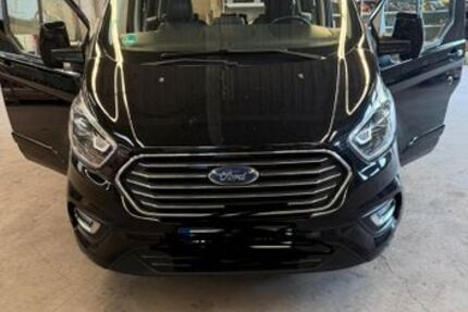 Ford Tourneo Custom 88.000 km 34.500 &euro; Duisburg 47249