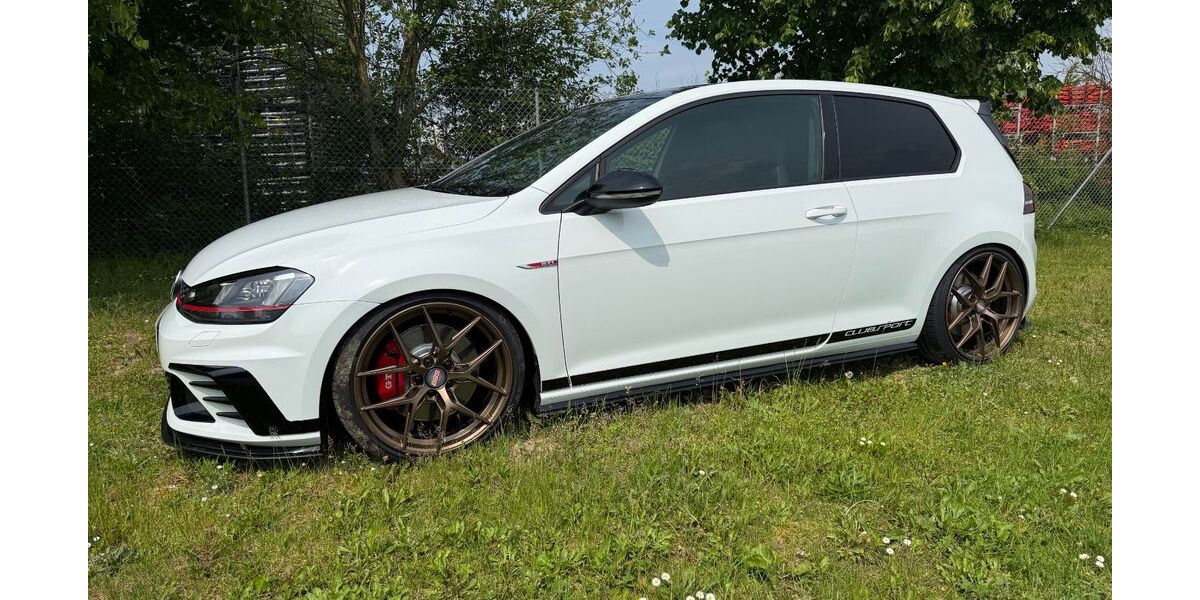 VW Golf 26.000 km 32.149 &euro; Willich 47877