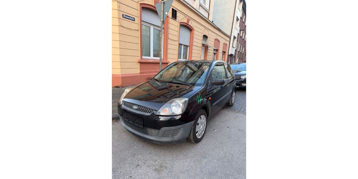 Ford Fiesta 124.600 km 1.000 &euro; Gelsenkirchen 45881