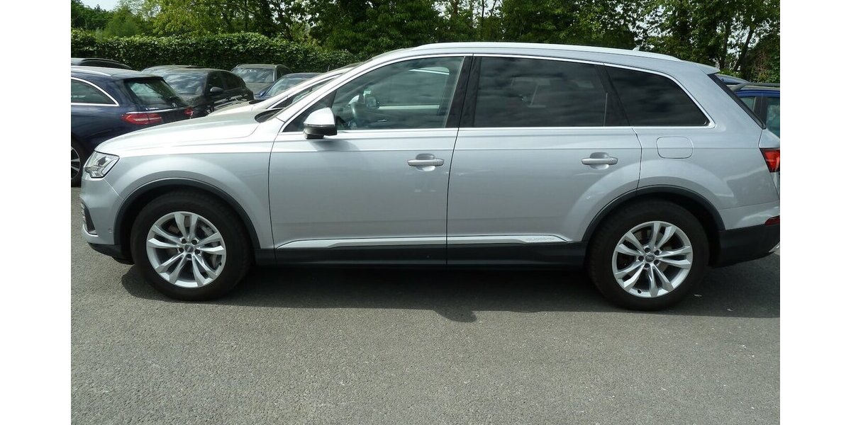 Audi Q7 55e TFSI Quattro Leder Matrix Panorama Air 170.000 km 36.900 € Ratingen 40885