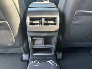 Actyon Lux AT 2WD +Navi+Apple+360 Grad+Garantie