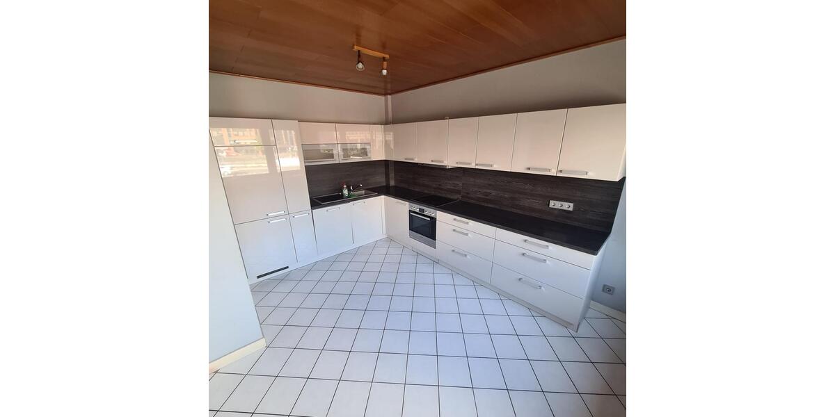 Etagenwohnung Düsseldorf Pempelfort - 2.5 Zimmer, 86 m&sup2;, 370.000&euro; | Angebot:27096067