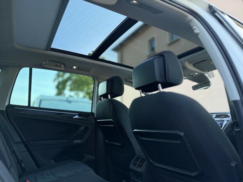 Tiguan R-Line / 4Motion / Pano / Kamera / AAC