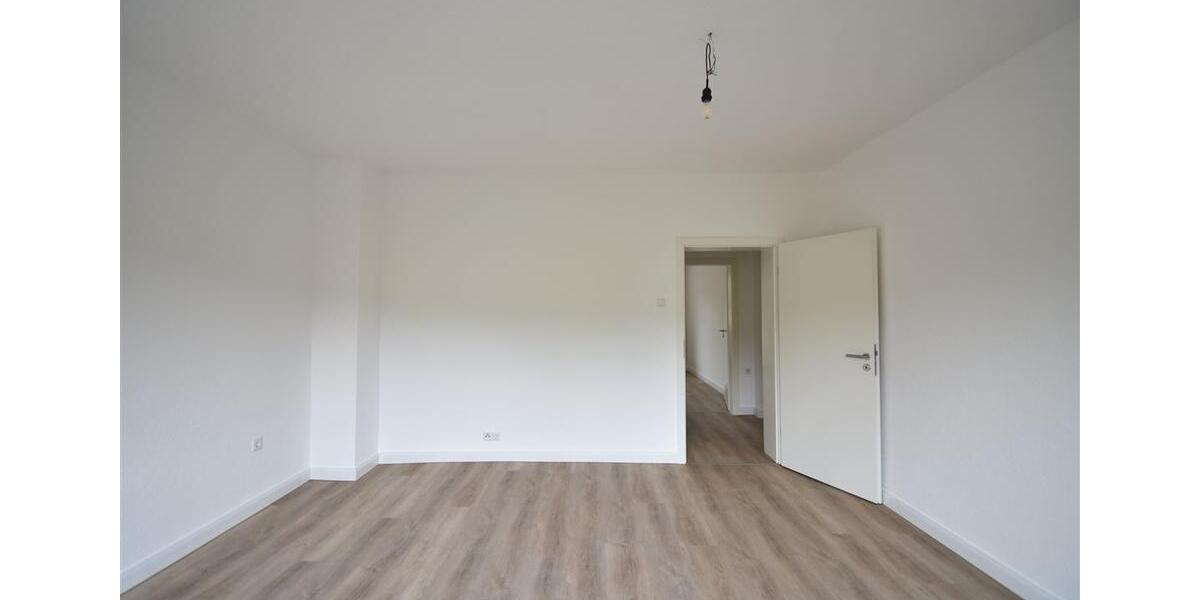 Saniert! Moderne 2-Zi-Whg mit Balkon am Beecker Marktplatz 2 zimmer