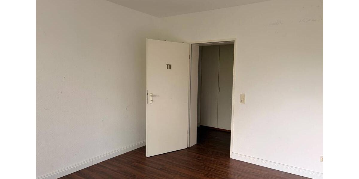 Etagenwohnung Düsseldorf Oberbilk - 2 Zimmer, 66 m&sup2;, 766&euro; | Angebot:26182874