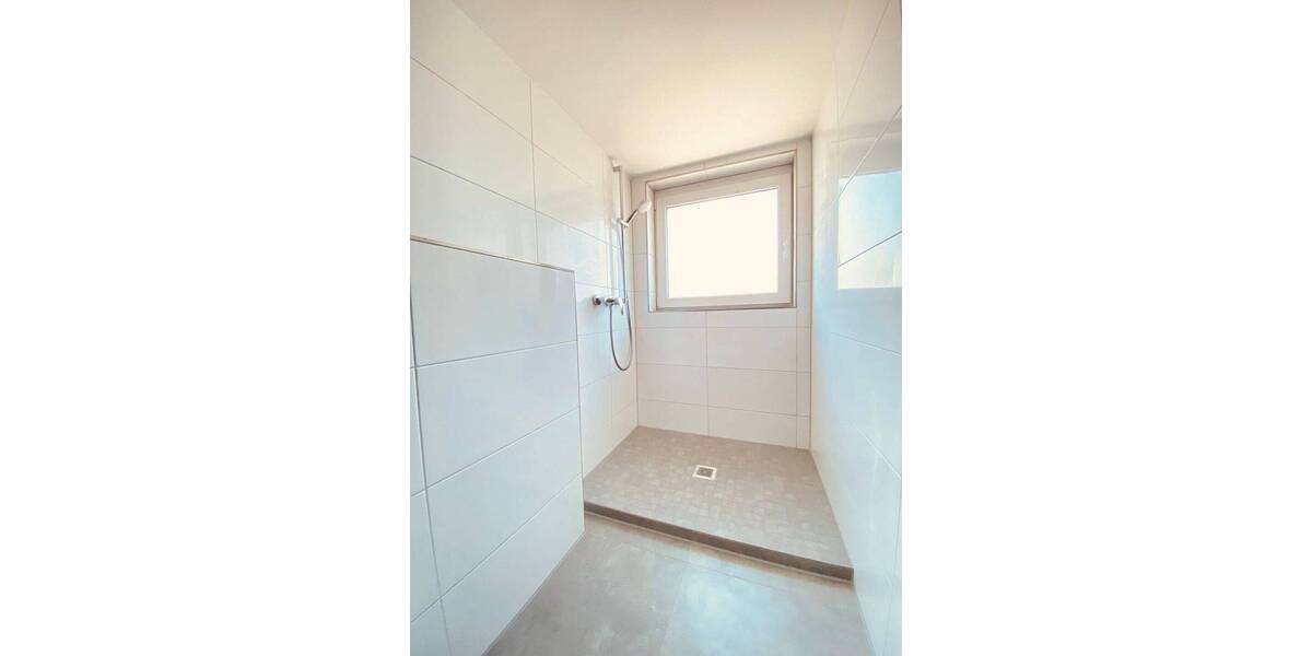 Etagenwohnung Bottrop Stadtmitte - 3 Zimmer, 81 m&sup2;, 775&euro; | Angebot:23947552