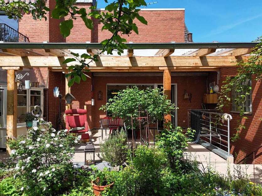 Haus zum Kaufen in Dormagen 420.000 € 121 m²