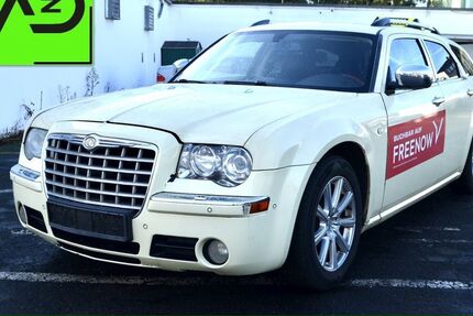 Chrysler 300C 296.566 km 3.980 &euro; Düsseldorf 40229