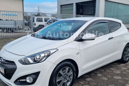 Hyundai i30 133.000 km 5.499 &euro; Dinslaken 46539