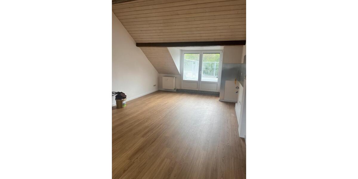Dachgeschoßwohnung Meerbusch - 1 Zimmer, 40 m&sup2;, 720&euro; | Angebot:26109708