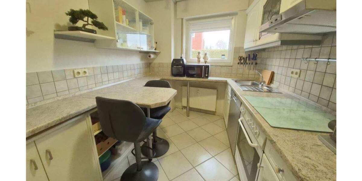 Etagenwohnung Krefeld Hüls - 3 Zimmer, 78 m&sup2;, 270.000&euro; | Angebot:24748502